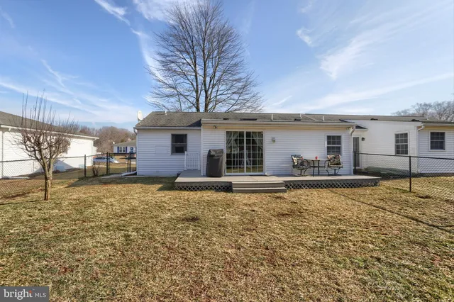 $205,900 | 18 May Drive, Dillsburg, PA 17019