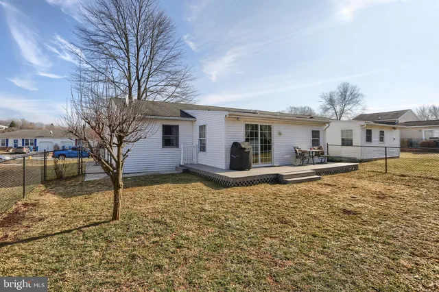 $205,900 | 18 May Drive, Dillsburg, PA 17019