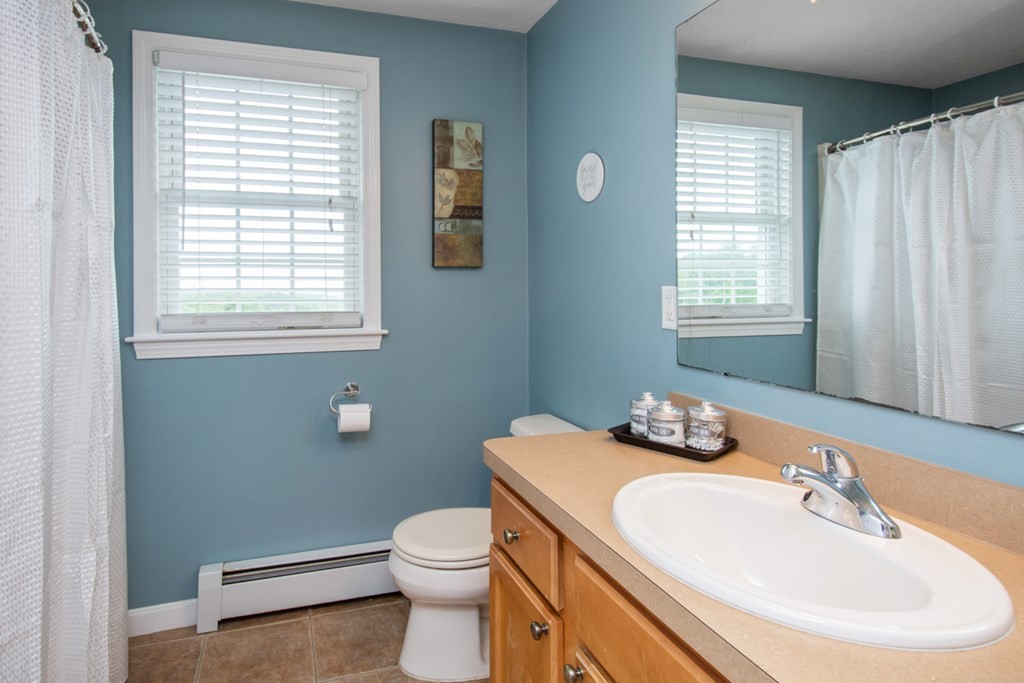 4 Carly Circle Rutland, MA 01543 - Photo 20 of 42