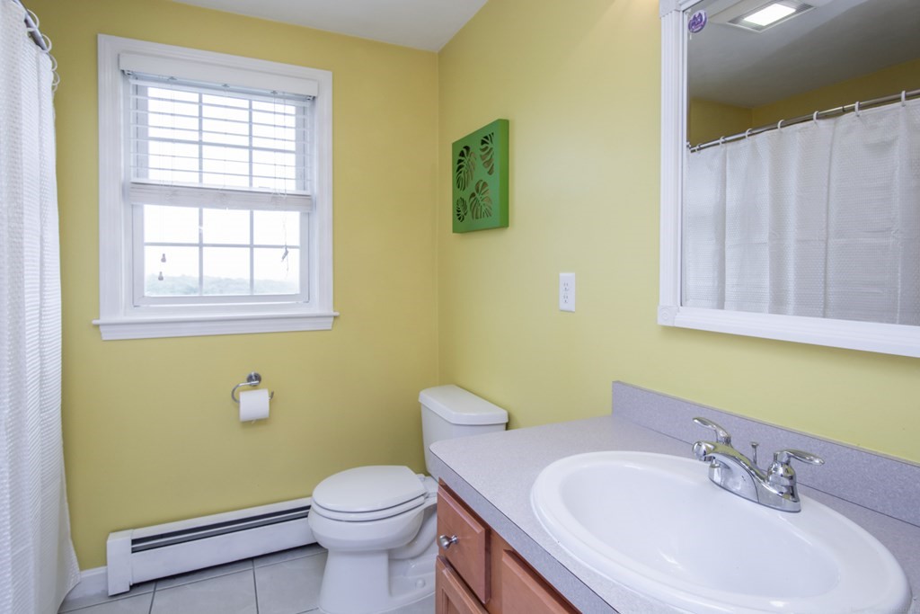 4 Carly Circle Rutland, MA 01543 - Photo 24 of 42
