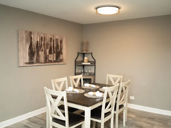 $239,900 | 1056 North Mill Street, Unit 304, Naperville, IL 60563