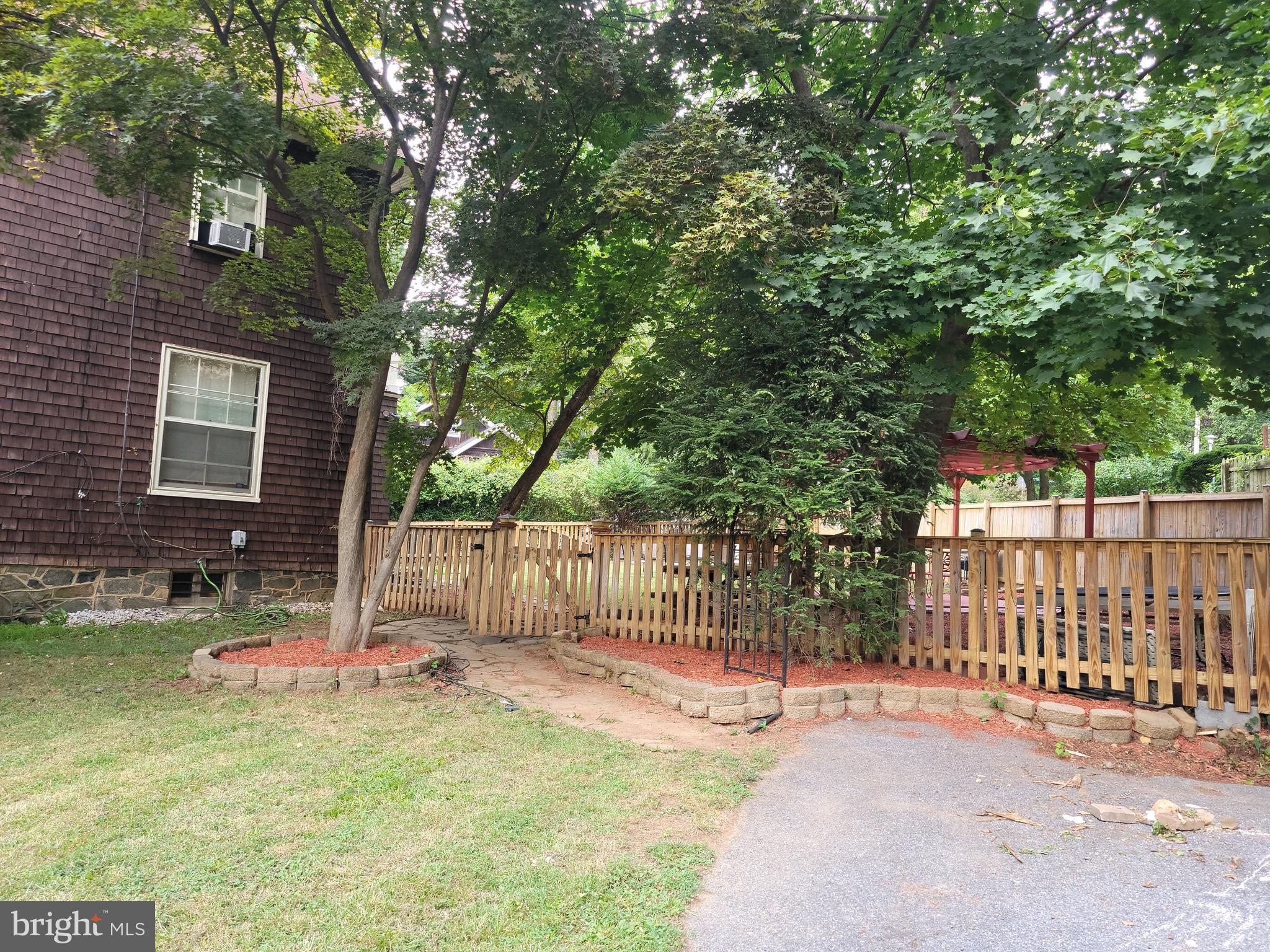 2621 Talbot Road Baltimore, MD 21216 - Photo 21 of 24