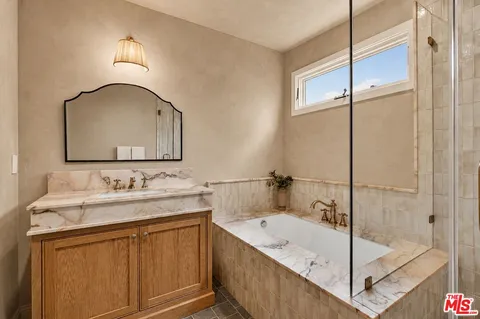 $3,195,000 | 12610 Sarah Street, Studio City, CA 91604