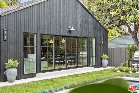 $3,195,000 | 12610 Sarah Street, Studio City, CA 91604