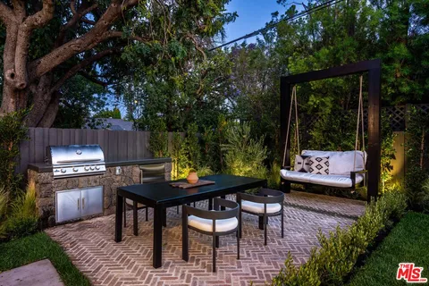 $3,195,000 | 12610 Sarah Street, Studio City, CA 91604
