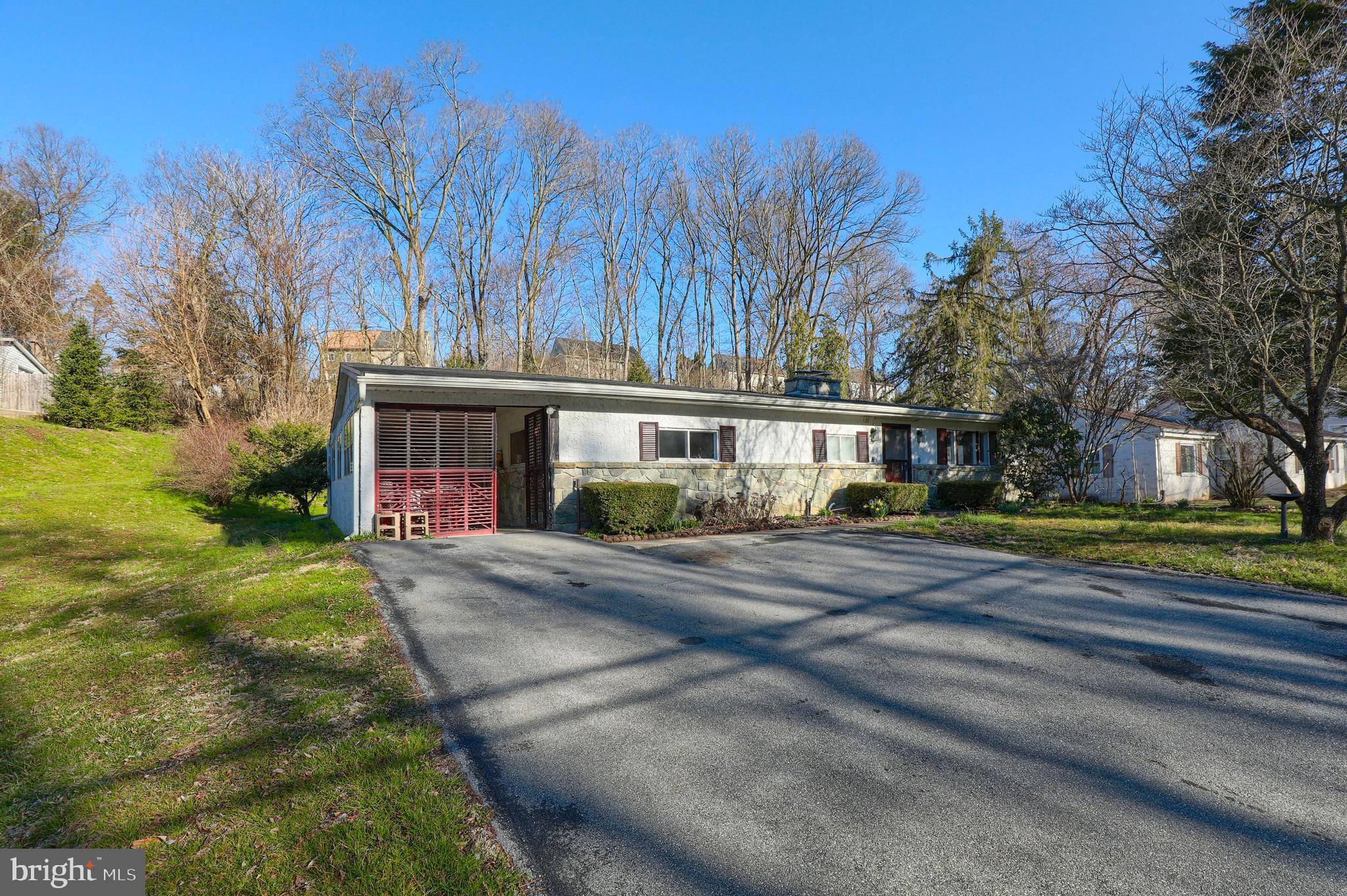 1677 Wabank Road Lancaster, PA 17603 - Photo 3 of 29 Gallery Image 3