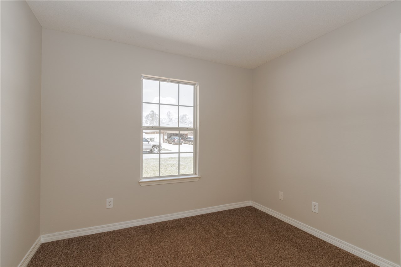 8809 Bluebell Street Milton, FL 32583 - Photo 22 of 40