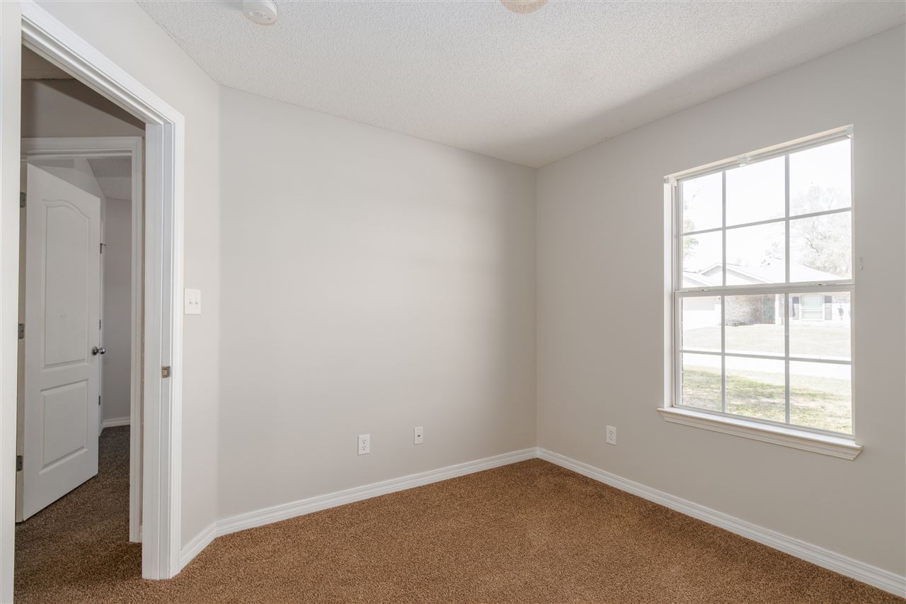 8809 Bluebell Street Milton, FL 32583 - Photo 25 of 40