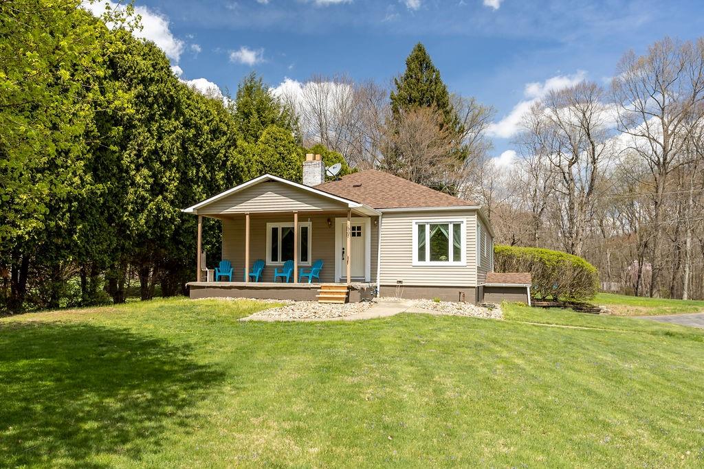1907 Kings Chapel Road New Castle, PA 16105 - Photo 1 of 24 Gallery Image 1