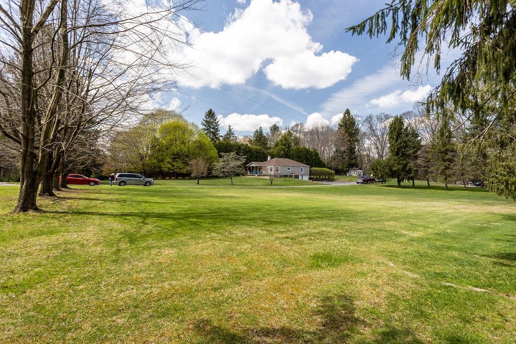 1907 Kings Chapel Road New Castle, PA 16105 - Photo 2 of 24 Gallery Image 2
