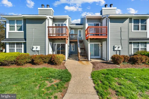 $2,200 | 8630 A Beekman Place, Unit 30A, Alexandria, VA 22309