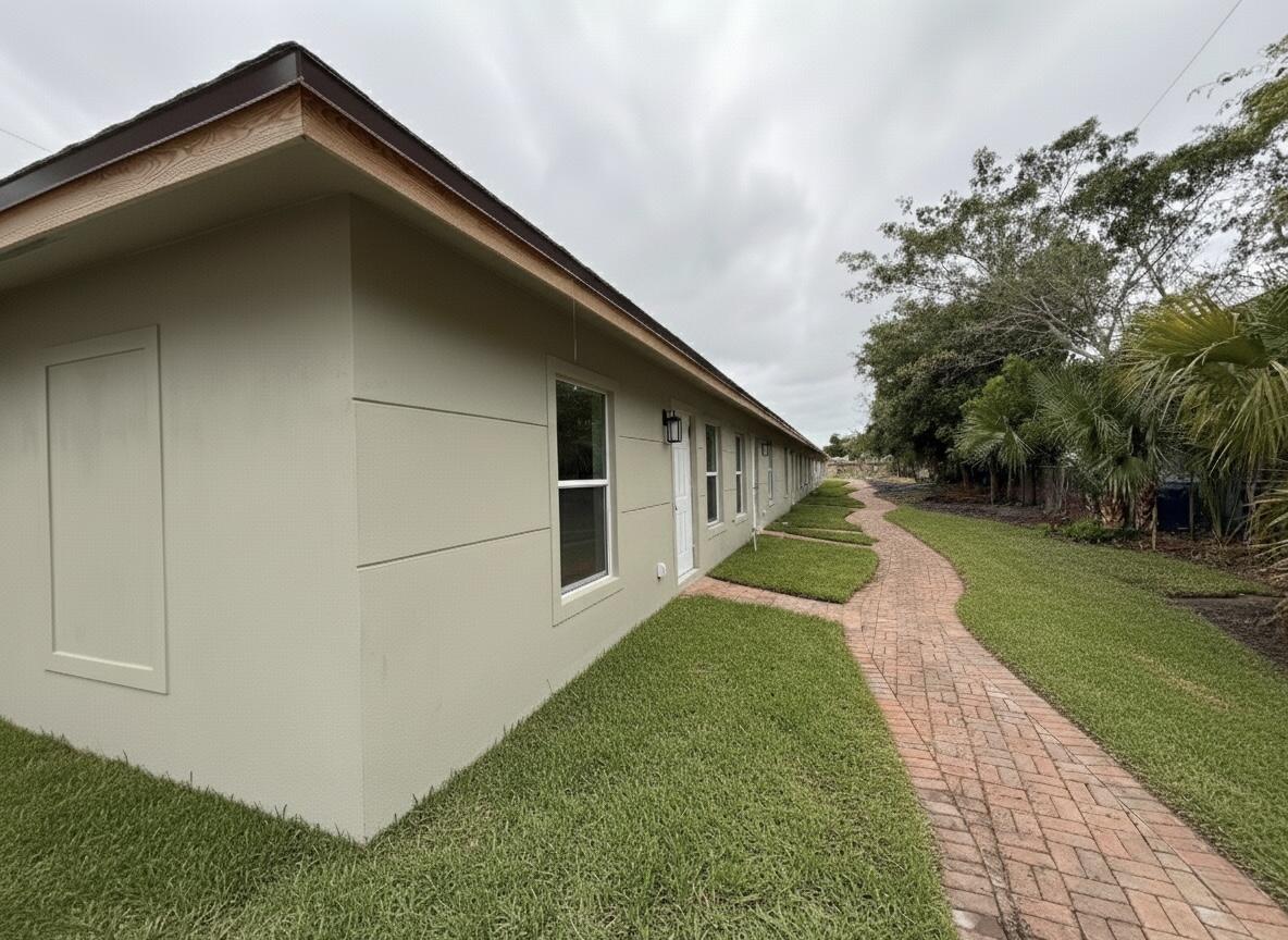 3255 J Avenue Riviera Beach, FL 33404 - Photo 4 of 18 building2