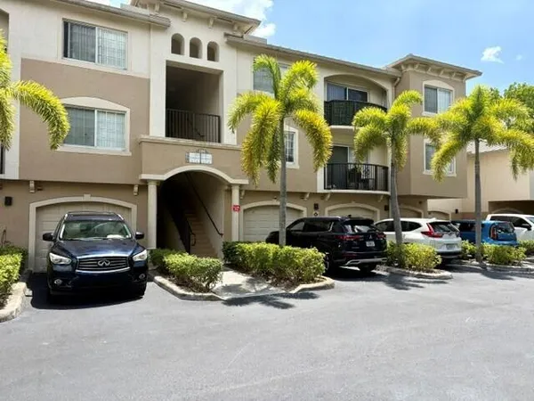 $2,750 | 100 Crestwood Court North, Unit 108, Royal Palm Beach, FL 33411