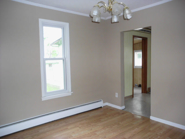 100 West Sebewaing Street Sebewaing, MI 48759 - Photo 10 of 15 20358348-9.JPG