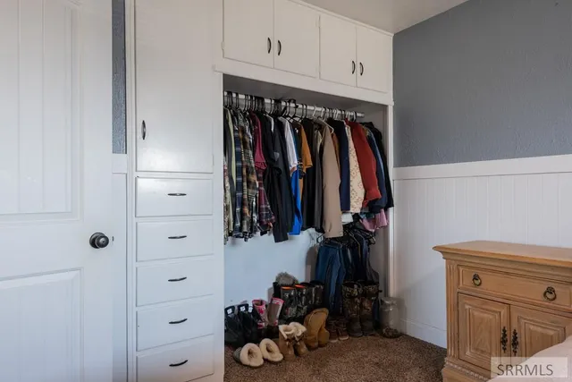 $369,900 | 498 East River Road, Firth, ID 83236