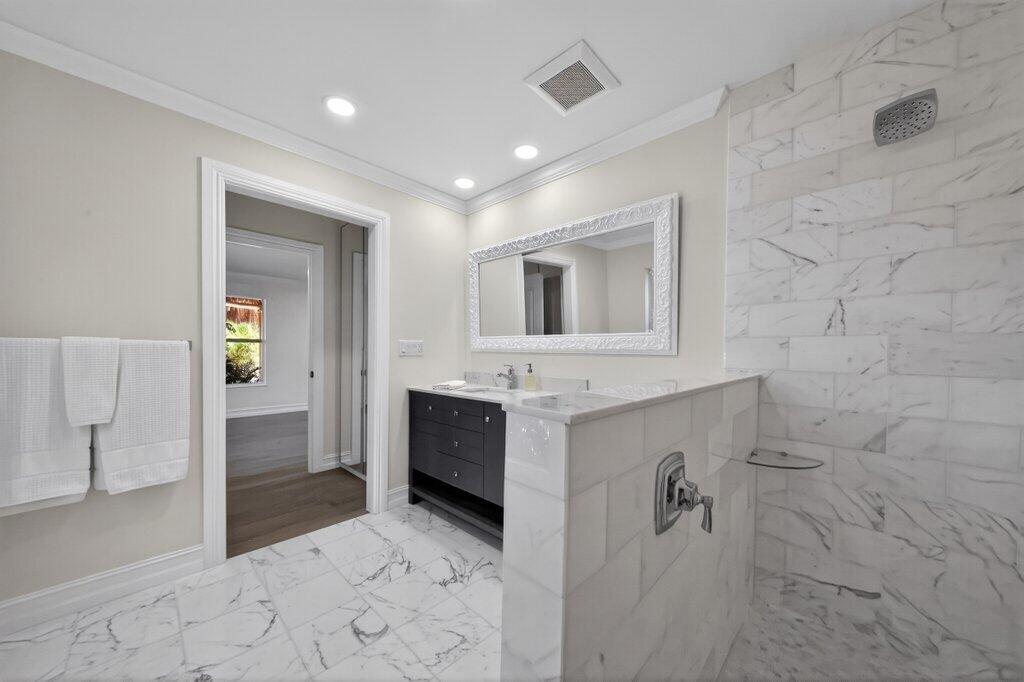 37 East High Point Road Sewall's Point, FL 34996 - Photo 29 of 55 ensuitebath2.jpg-SMALL