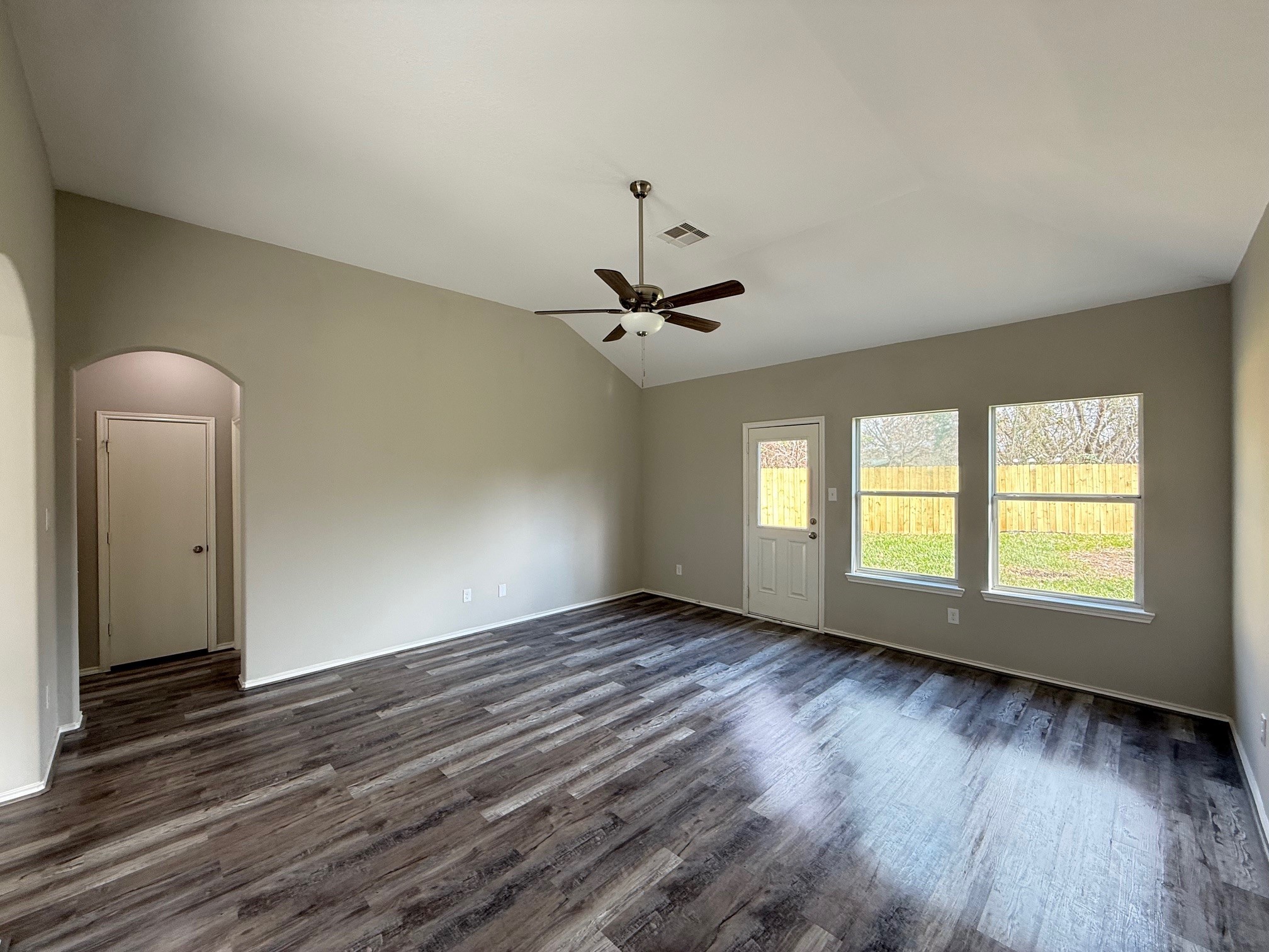 914 Whispering Winds Court Baytown, TX 77521 - Photo 15 of 33