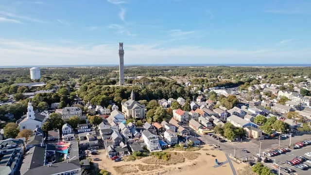 $3,950,000 | 265 Commercial Street, Provincetown, MA 02657
