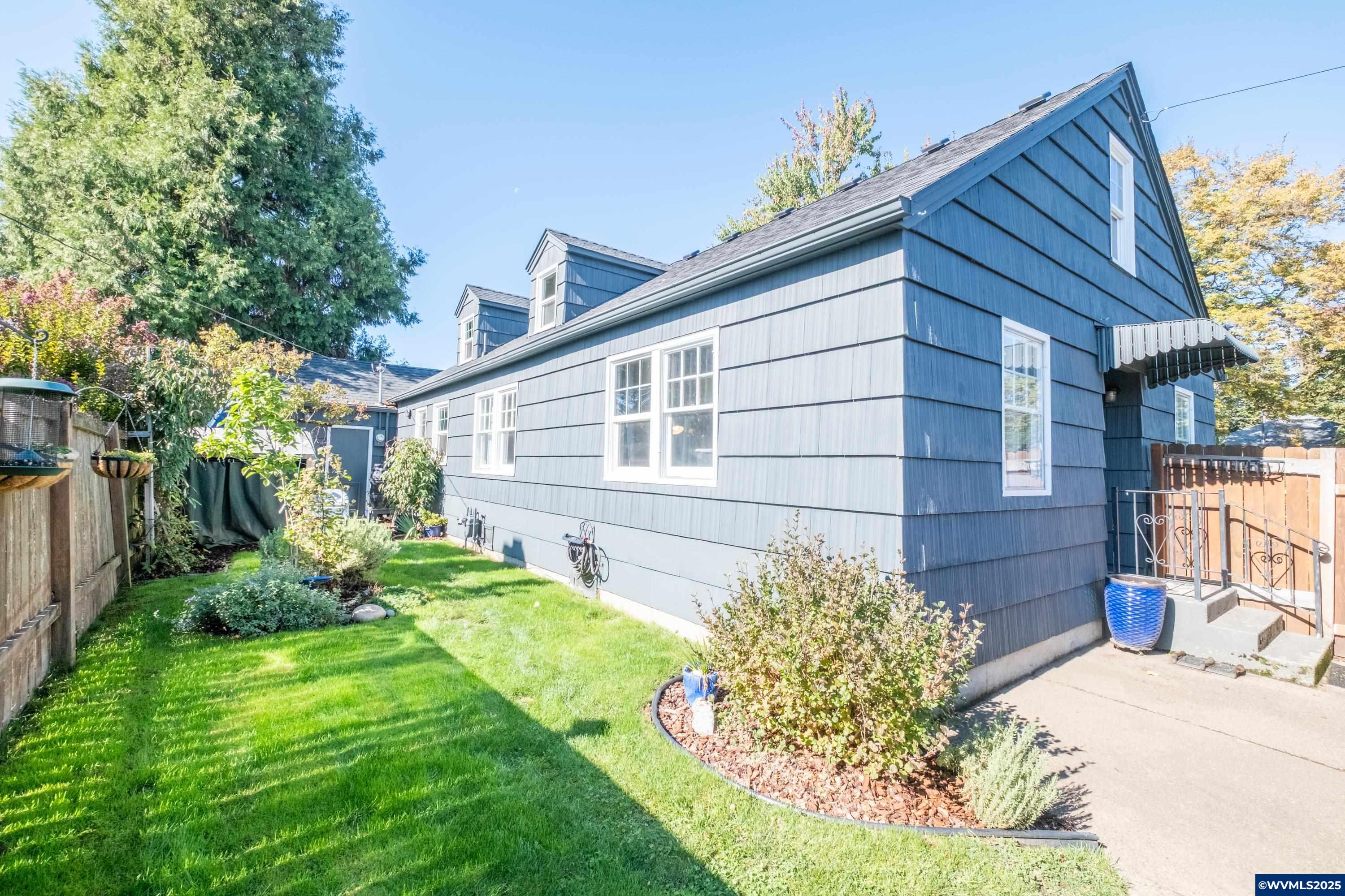 906 Southwest 11th Avenue Albany, OR 97321 - Photo 42 of 49