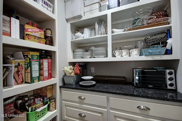 $749,900 | 6478 Grants Ferry Road, Brandon, MS 39047