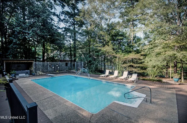 $749,900 | 6478 Grants Ferry Road, Brandon, MS 39047