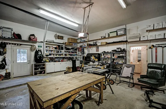 $749,900 | 6478 Grants Ferry Road, Brandon, MS 39047