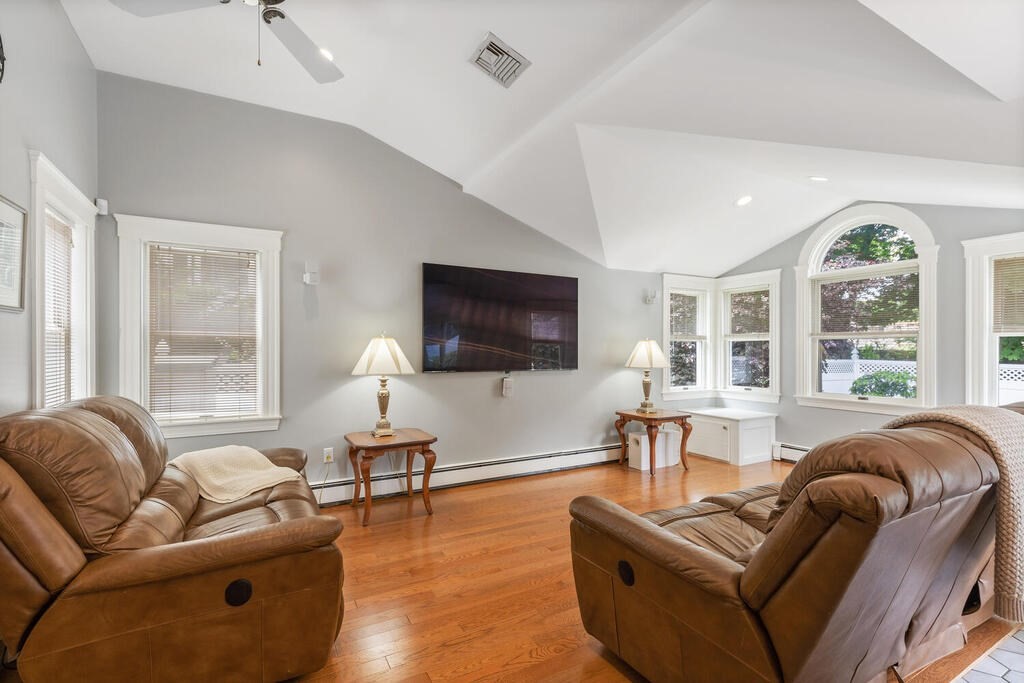 85 Lawrence Road Medford, MA 02155 - Photo 15 of 33