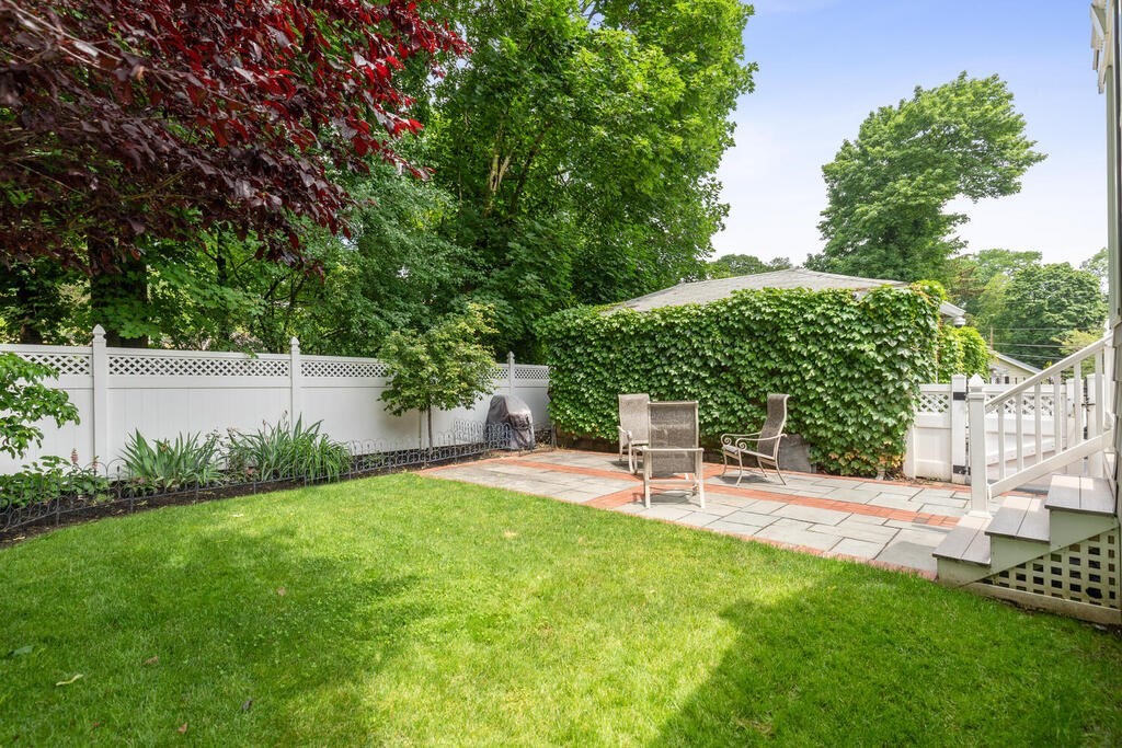 85 Lawrence Road Medford, MA 02155 - Photo 27 of 33