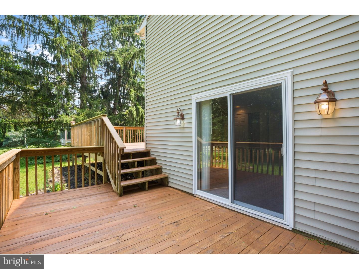 33 Sioux Road Doylestown, PA 18901 - Photo 18 of 19 Deck