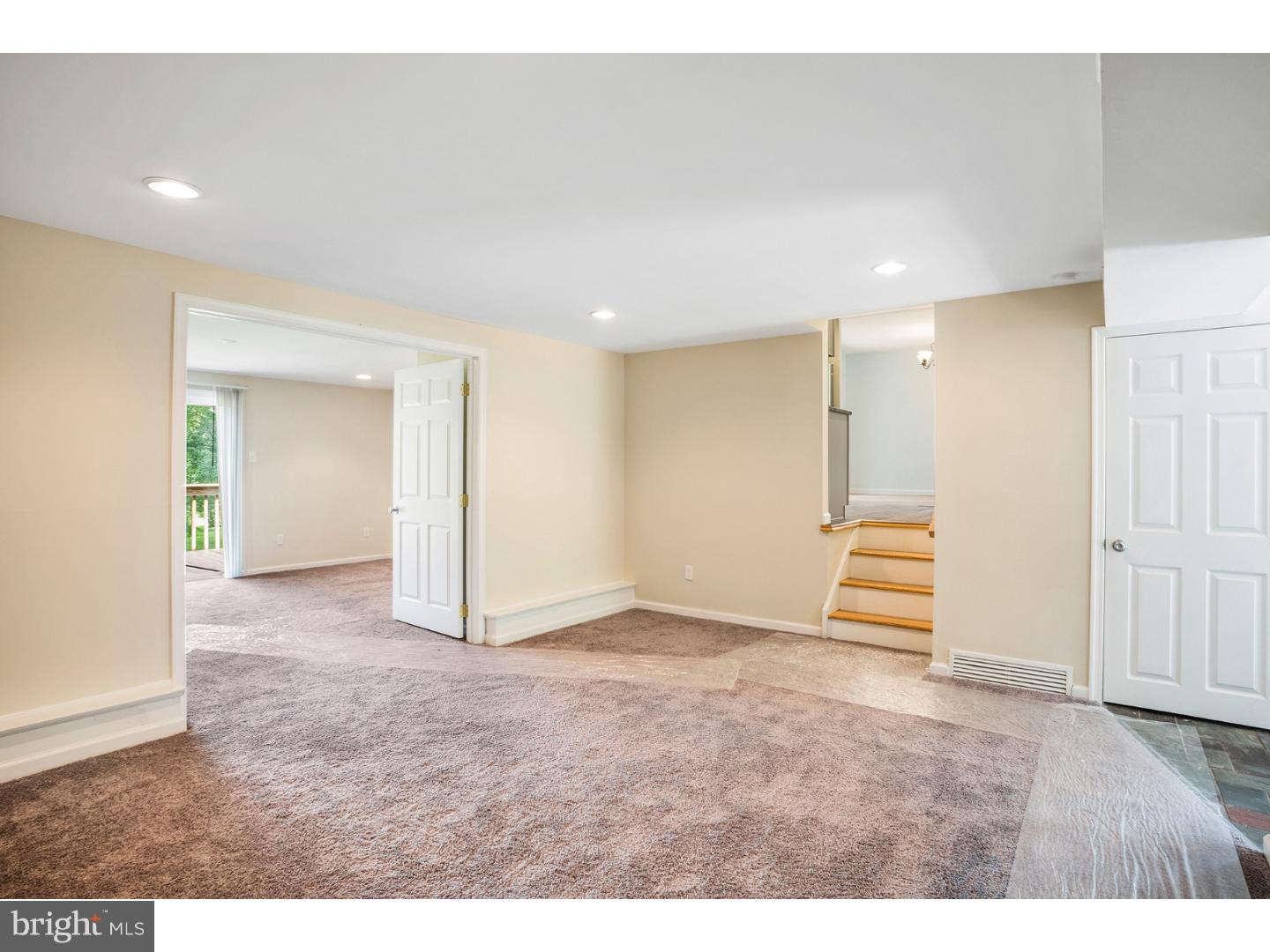33 Sioux Road Doylestown, PA 18901 - Photo 8 of 19 Family Room