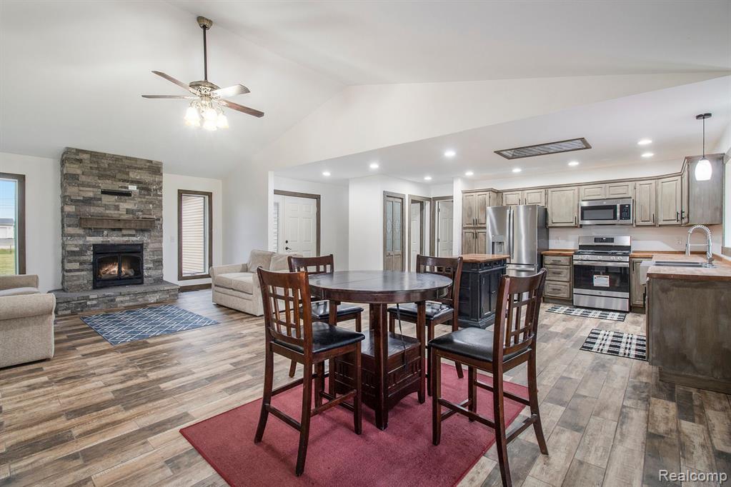 10330 East Potter Road Davison, MI 48423 - Photo 13 of 45 Gallery Image 13