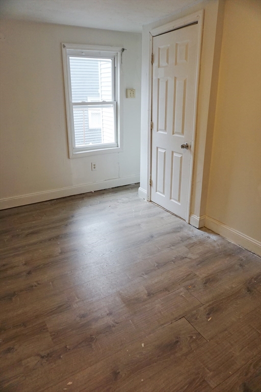 27 Shaw Street Lowell, MA 01851 - Photo 20 of 27