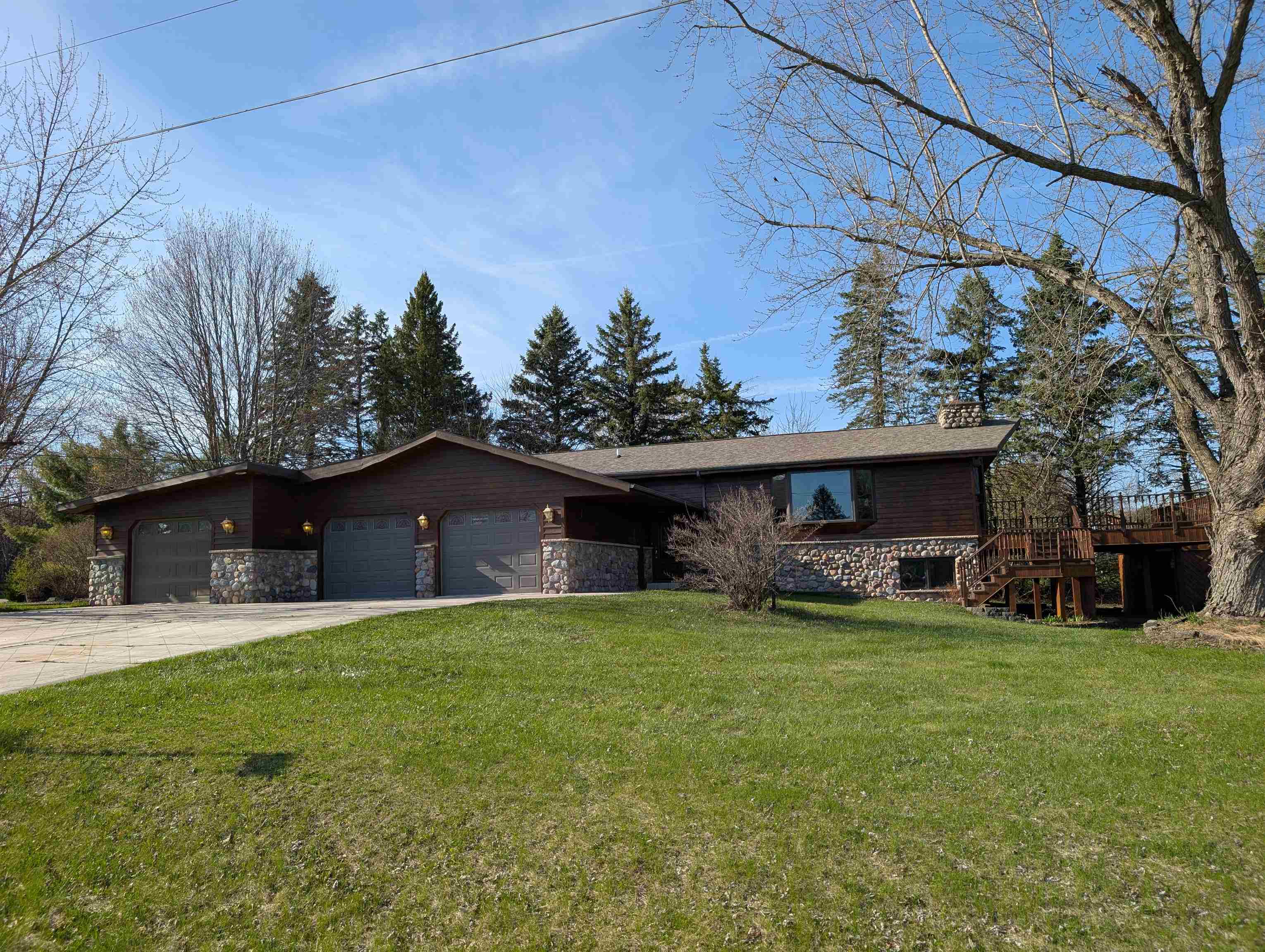 8110 Ritchie Lane New London, WI 54961 - Photo 3 of 32