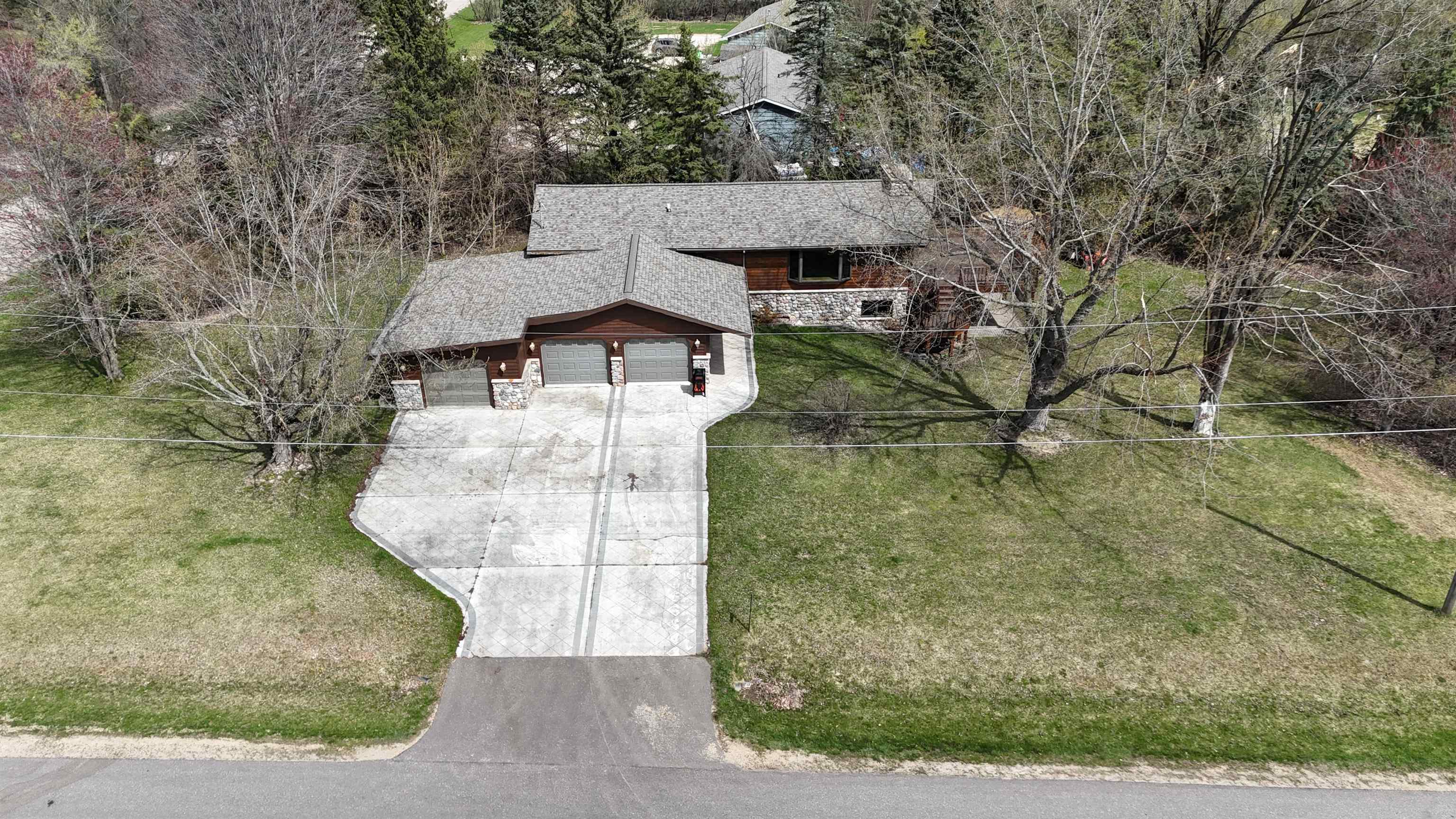 8110 Ritchie Lane New London, WI 54961 - Photo 6 of 32