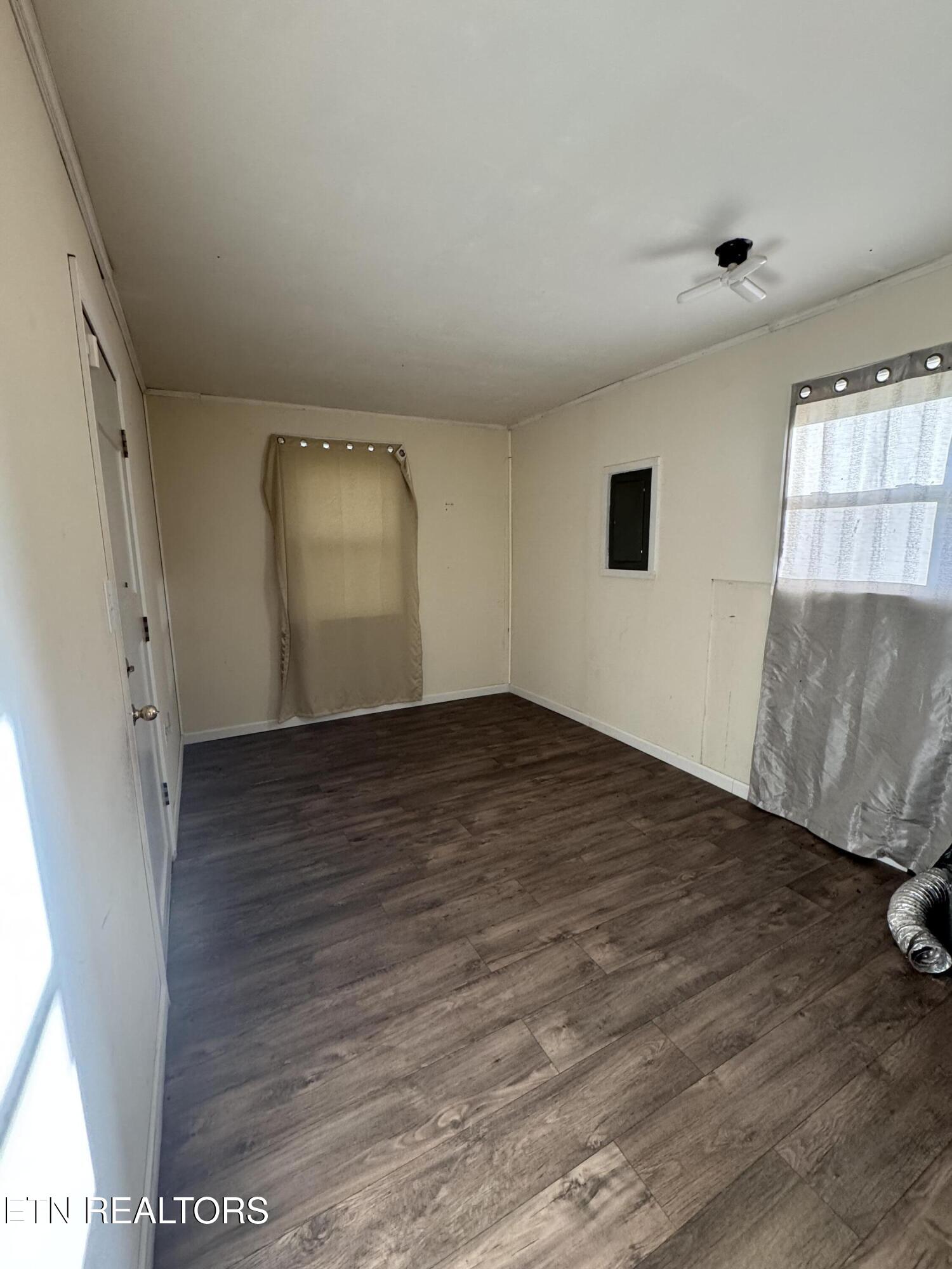 318 Ped Road Winfield, TN 37892 - Photo 16 of 36 IMG_3071