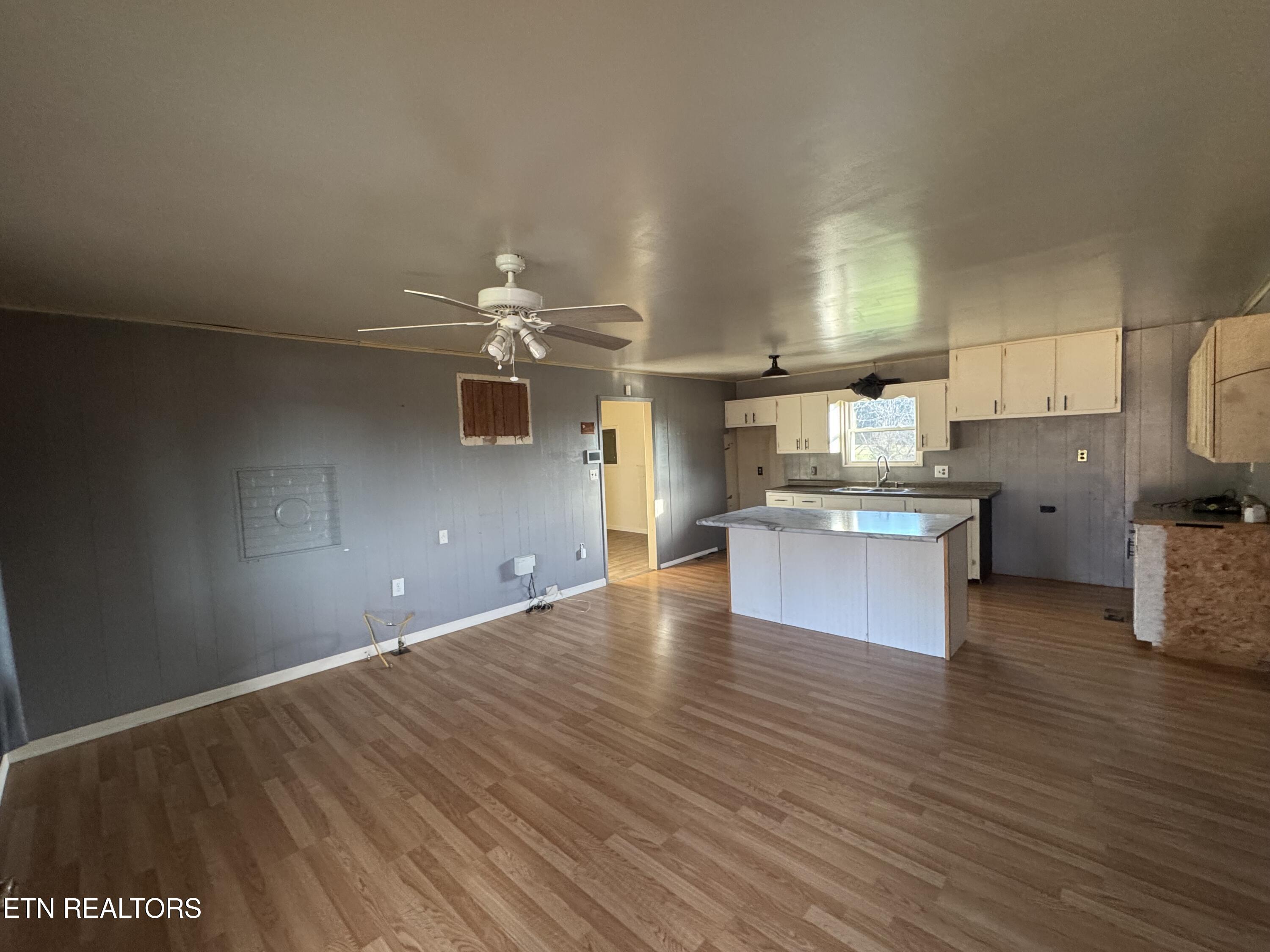 318 Ped Road Winfield, TN 37892 - Photo 2 of 36 IMG_3053