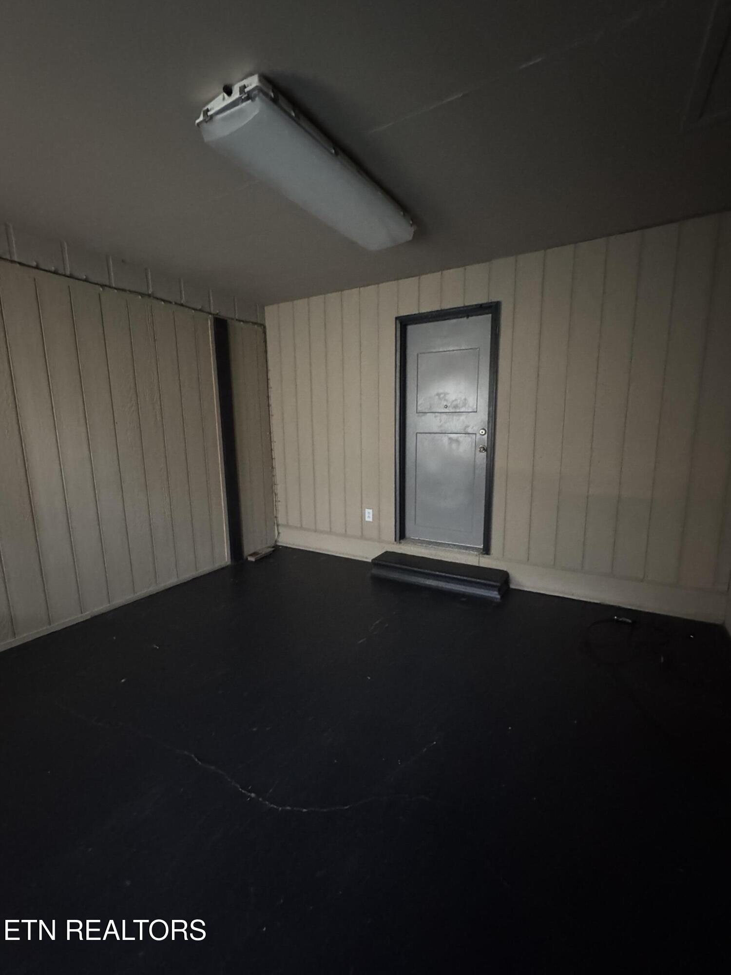 318 Ped Road Winfield, TN 37892 - Photo 21 of 36 IMG_3077