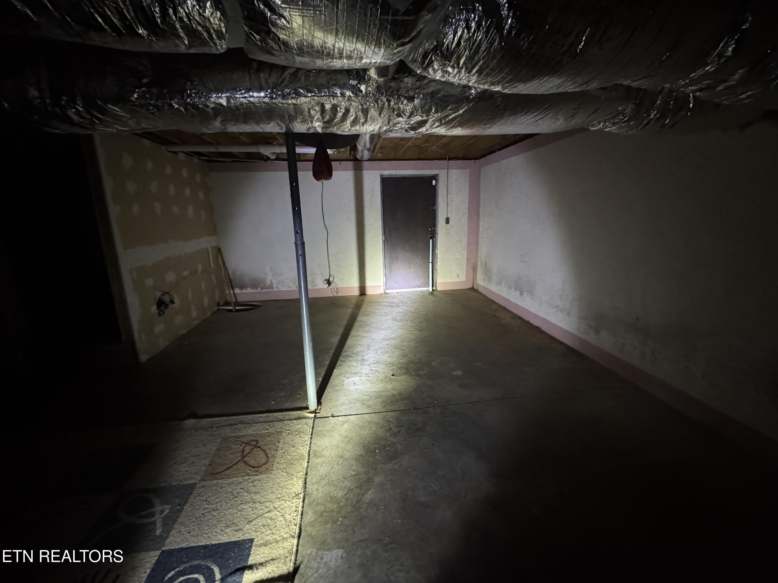 318 Ped Road Winfield, TN 37892 - Photo 23 of 36 IMG_3079