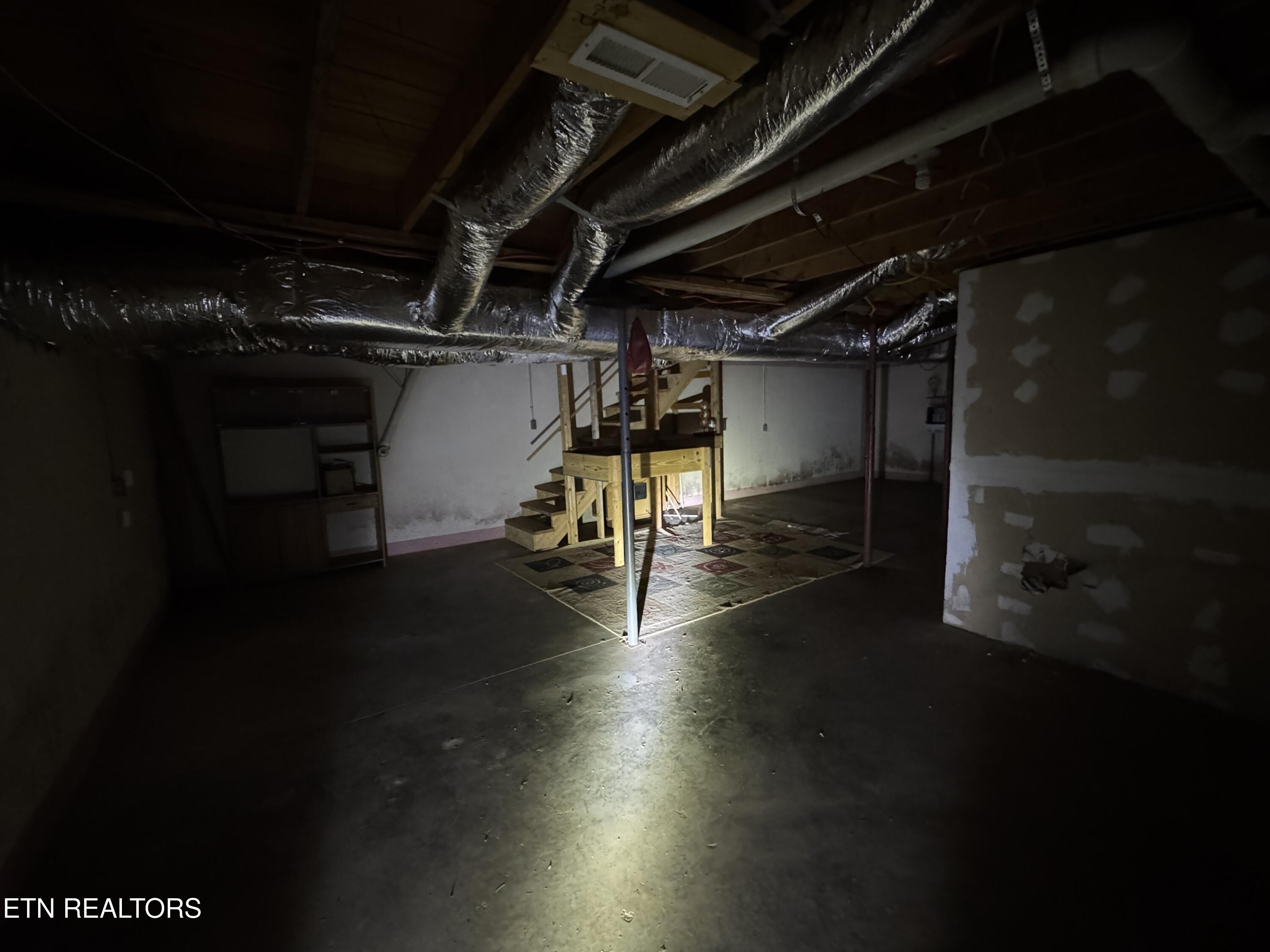 318 Ped Road Winfield, TN 37892 - Photo 25 of 36 IMG_3081