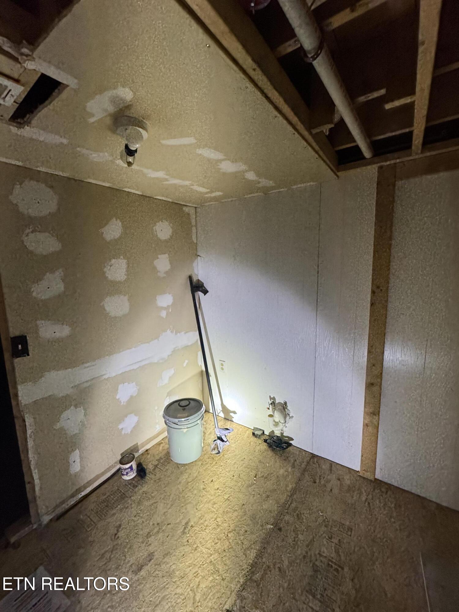 318 Ped Road Winfield, TN 37892 - Photo 27 of 36 IMG_3083