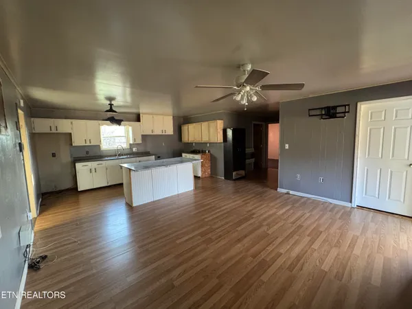 $160,000 | 318 Ped Road, Winfield, TN 37892