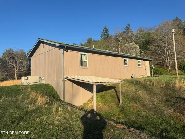 $160,000 | 318 Ped Road, Winfield, TN 37892