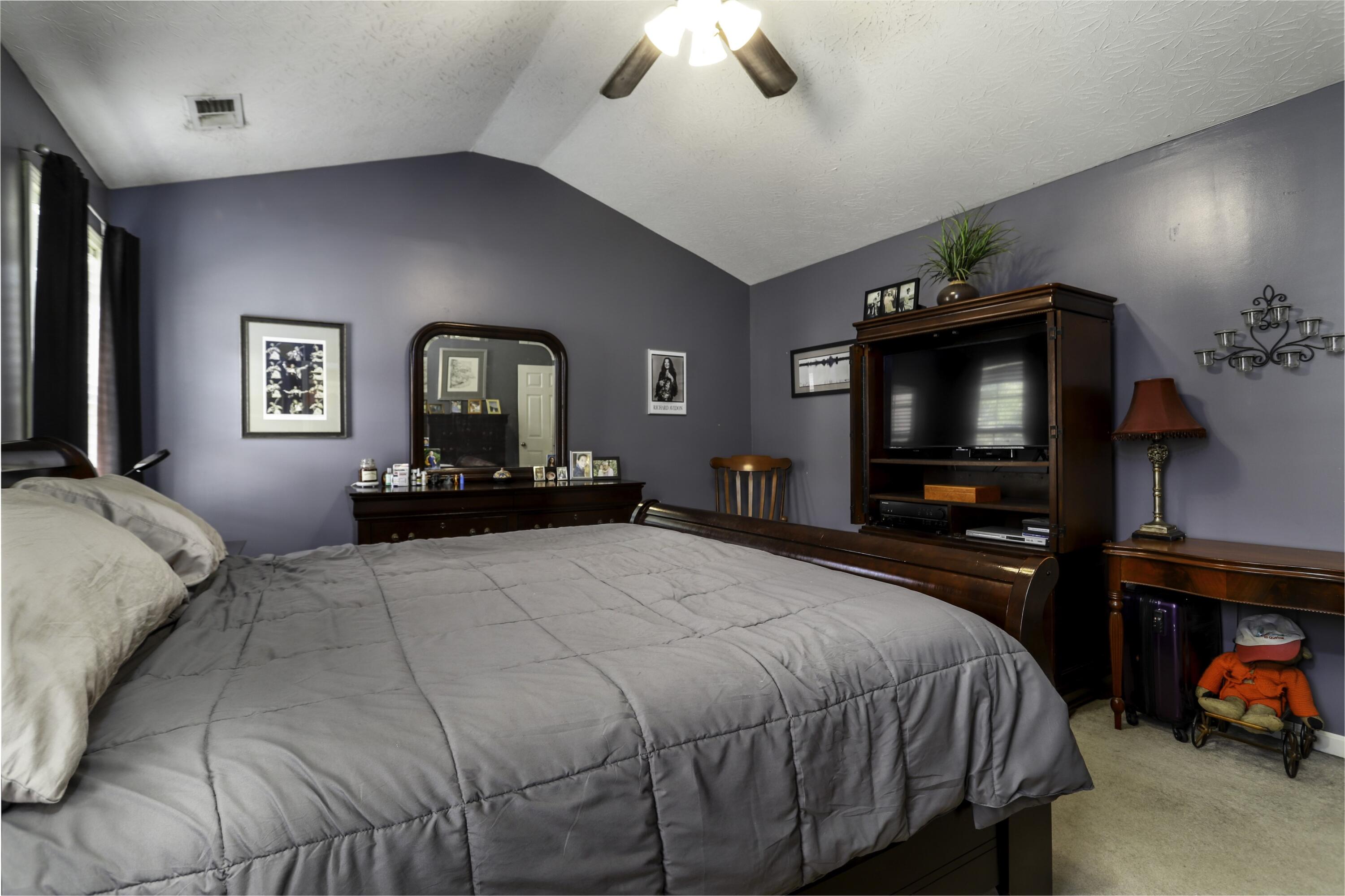 201 Strawberry Fields Road Lexington, KY 40516 - Photo 10 of 20 Strawberry Fields 9 (Custom)