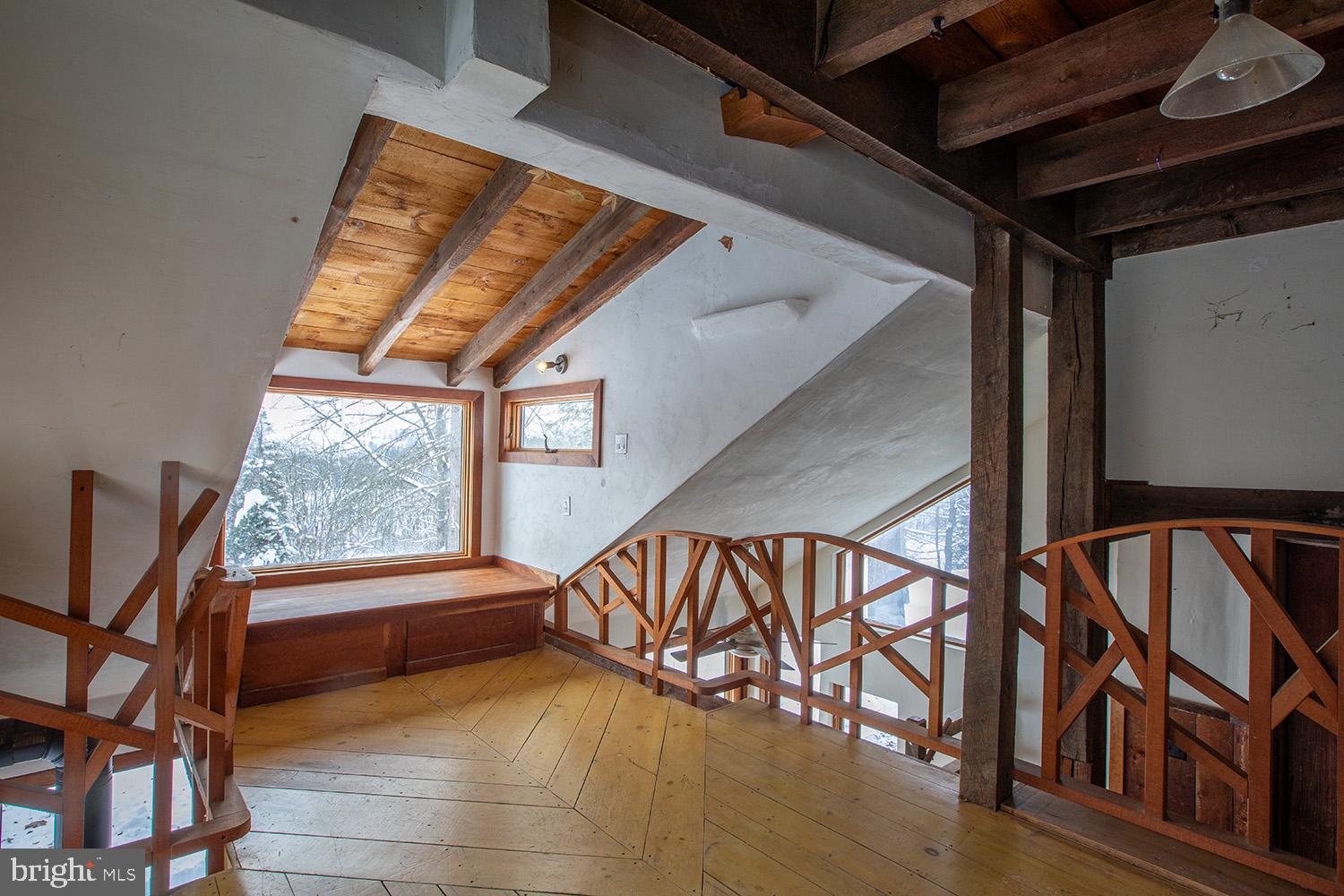 220 Dietrich Road Kempton, PA 19529 - Photo 31 of 90 a view of an entryway with hardwood