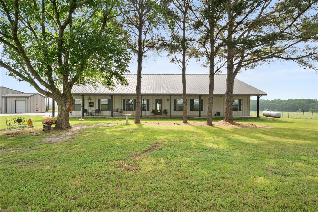 199 Fcr 111 Fairfield, TX 75840 - Photo 1 of 40