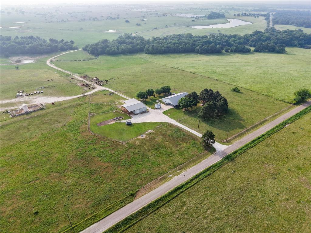 199 Fcr 111 Fairfield, TX 75840 - Photo 3 of 40