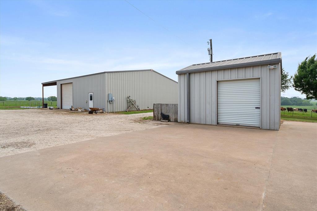 199 Fcr 111 Fairfield, TX 75840 - Photo 36 of 40