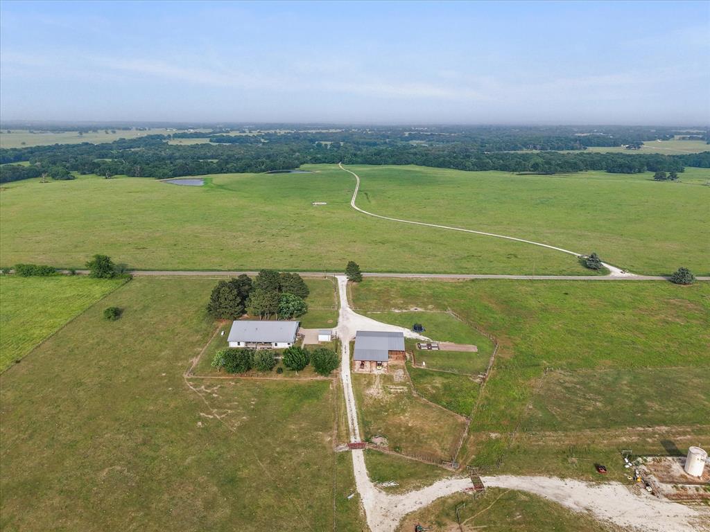 199 Fcr 111 Fairfield, TX 75840 - Photo 4 of 40