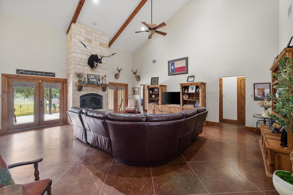 199 Fcr 111 Fairfield, TX 75840 - Photo 10 of 40
