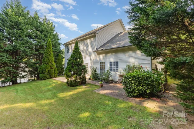 $550,000 | 445 Buttermere Road, Fort Mill, SC 29715